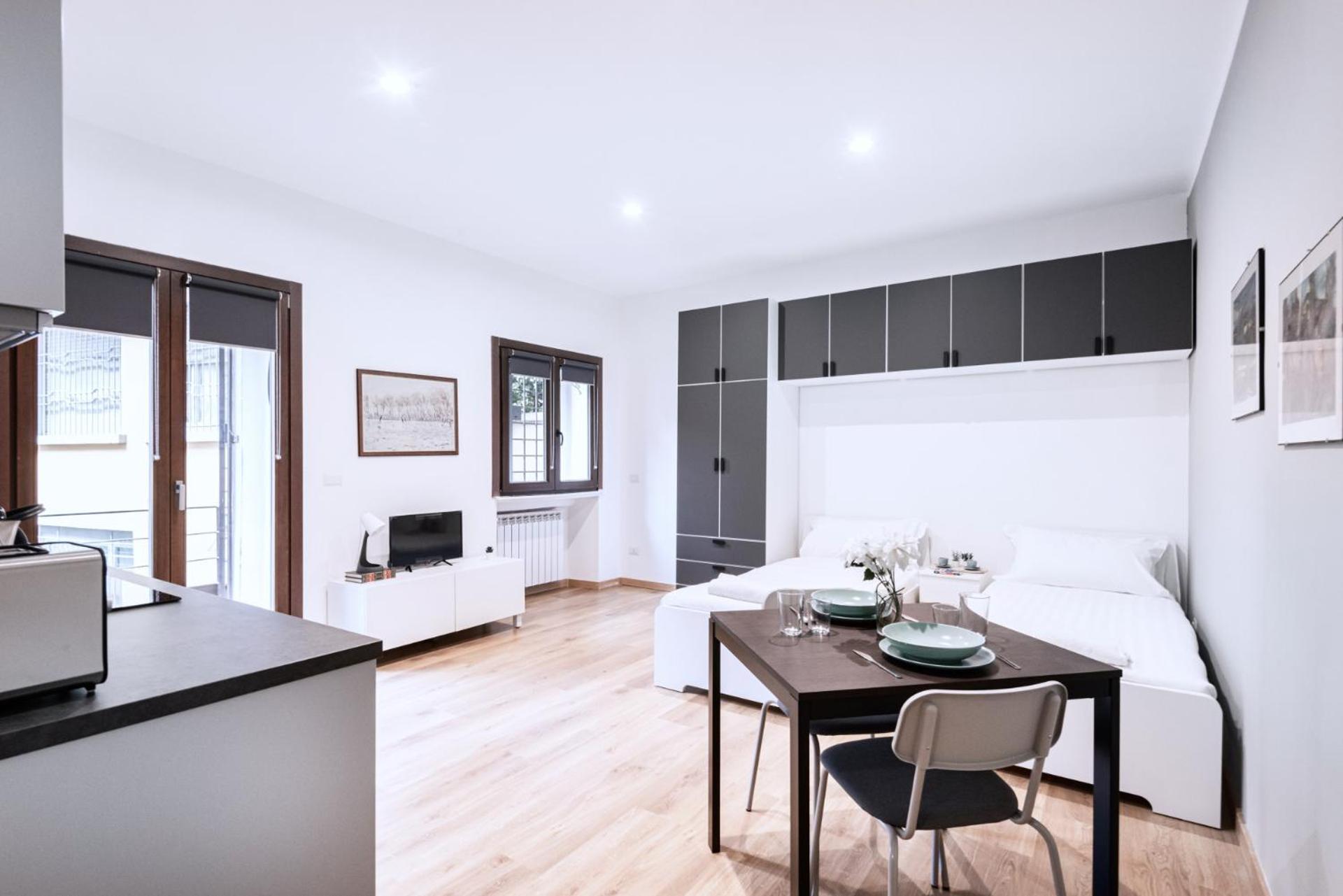Easylife - Studio Con Balcone In Risorgimento Appartement Milaan Buitenkant foto